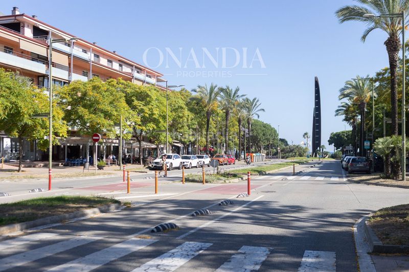 Foto e14d65fa-5fbc-4bd7-93d8-a9ce4631a36a. Casa amb calefacció aparcament piscina a Gava Mar Gavà