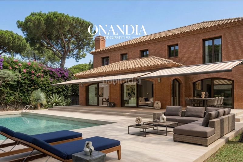 Foto e4a424ee-1192-4063-bfba-6fbb06449298. Casa amb calefacció aparcament piscina a Gava Mar Gavà