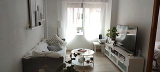 Rent Flat  Avenida de la marina española. La flota  juan de borbón 4ª planta con vistas al monte en la zon