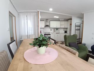 Miete Etagenwohnung in Carril soto 16. Junto conservatorio y escuela de turismo