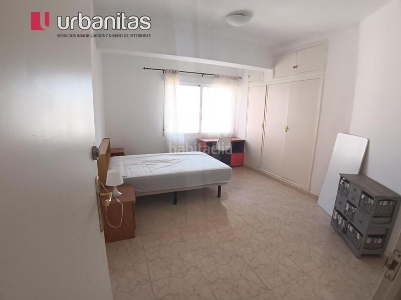 Foto 66ce1570-b02d-4dc2-b117-82422133f8b1. Alquiler piso necesitas piso o habitación para enero? estudiantes, erasmus en Murcia