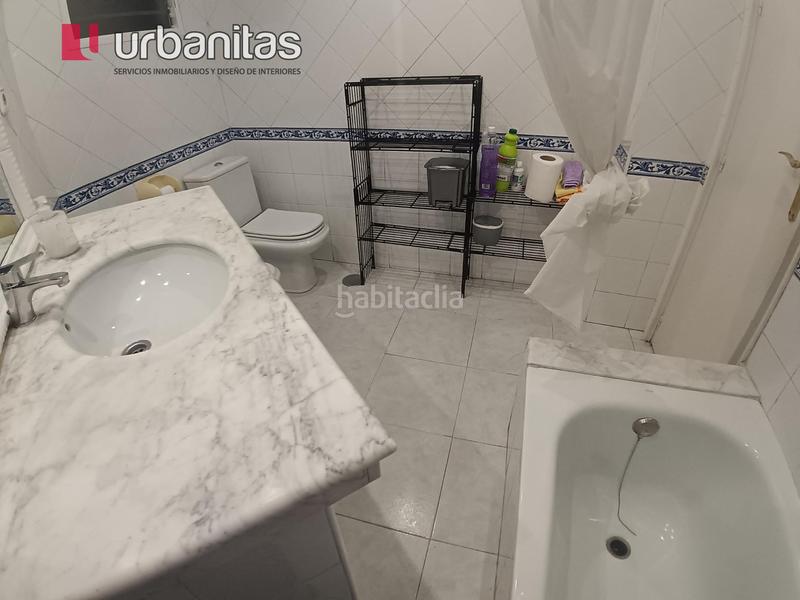 Foto 9647cfb7-744a-45d7-8f32-333260fff2af. Alquiler piso necesitas piso o habitación para enero? estudiantes, erasmus en Murcia