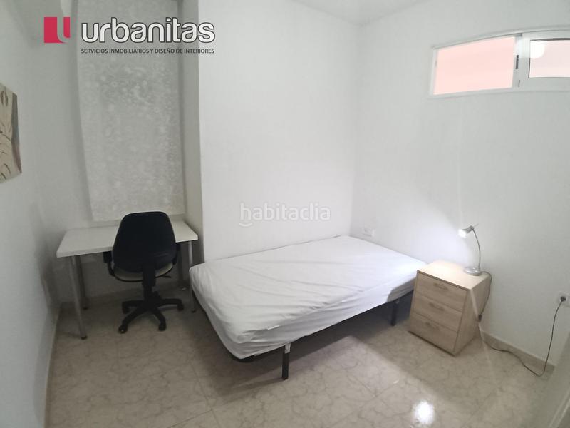 Foto abb3b36e-a036-4bbd-af11-ac29944f67af. Alquiler piso necesitas piso o habitación para enero? estudiantes, erasmus en Murcia