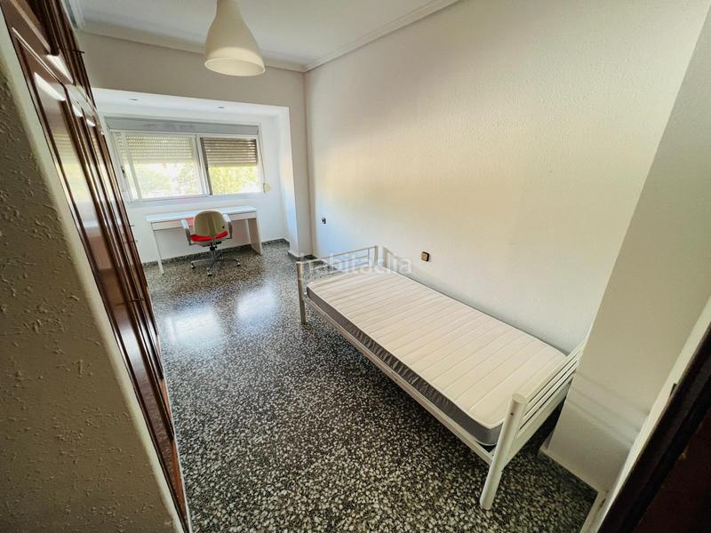 Foto af0ff89f-0d57-4560-841d-c5be1a0f1040. Alquiler piso se alquilo piso en El Castell Burjassot