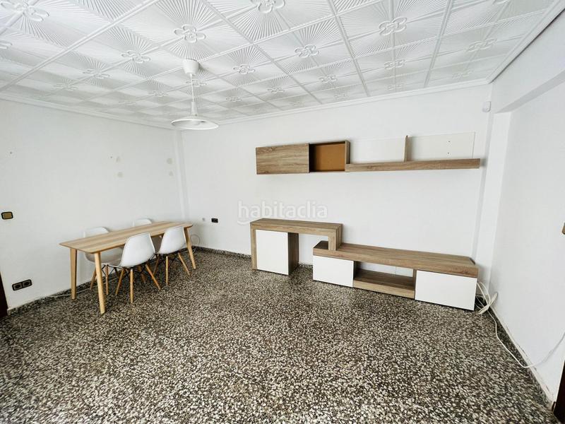 Foto 8c6ce018-3336-4fe2-826f-315a6ea64556. Rent flat with parking in El Castell Burjassot