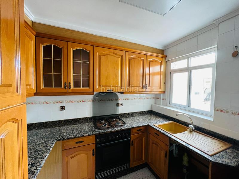 Foto f31e819c-203a-4413-abe2-7115f8f69a8d. Rent flat with parking in El Castell Burjassot