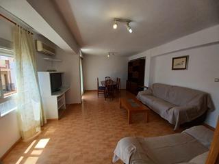 Miete Etagenwohnung in Zona Concordia. Se alquila  piso en burjassot