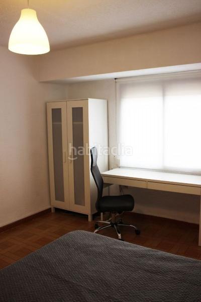 Foto 30777d7a-5b8c-42f1-9925-5ef94a7c5d0c. Alquiler piso se alquila piso para estudiantes en Burjassot
