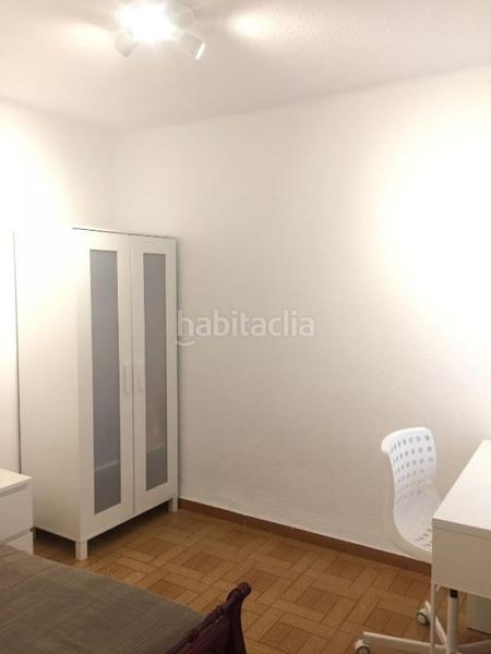Foto 6ca92bfe-a9f7-47e5-8bc2-b9770955822e. Alquiler piso se alquila piso para estudiantes en Burjassot