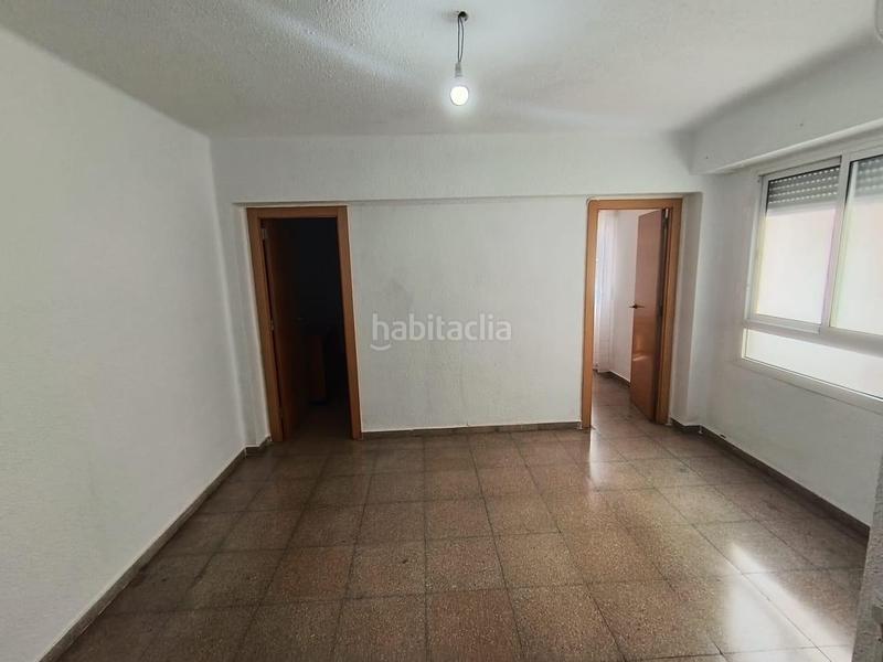 Foto 51ff8399-3e1c-43b9-8c18-553b4098bf6e. Alquiler piso se alquila piso en L´Eixereta Burjassot