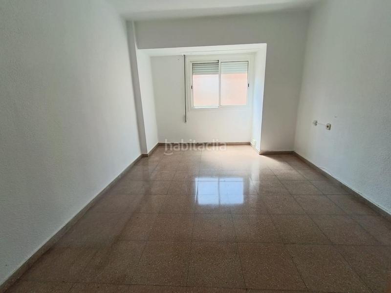 Foto 767adf65-9dea-4d26-96ae-c6b5fa581ba0. Alquiler piso se alquila piso en L´Eixereta Burjassot