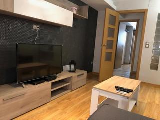 Location Appartement  Calle pintor velazquez. Se alquila piso en burjassot para estudiantes. leer toda la desc