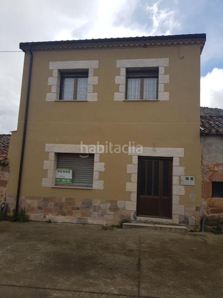 Foto bddf479f-7791-4813-926f-74c4edb4ed8e. Casa amb calefacció a Cascajares de la Sierra