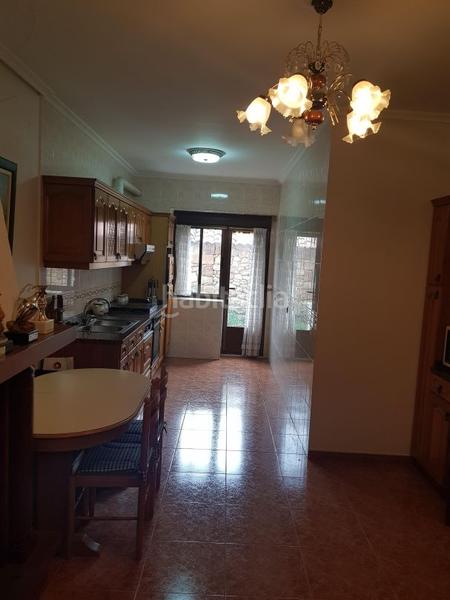 Foto ea7b3c11-8c72-48f6-b4d7-16d08e0c2479. Casa amb calefacció a Cascajares de la Sierra