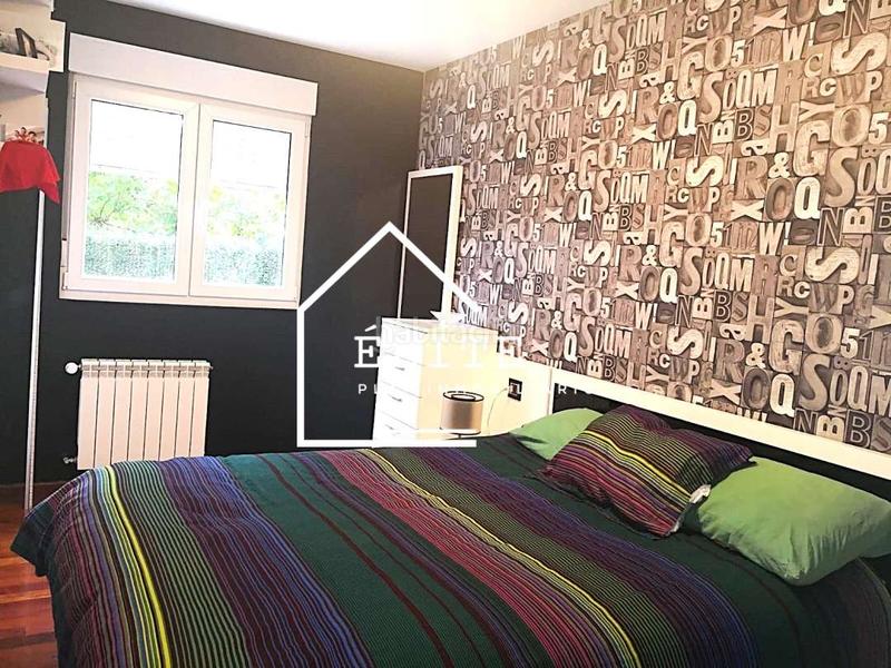 Foto 0d57c976-a7a7-4bea-8c57-d765fc650488. Piso elite vende piso en Ampuero
