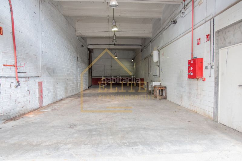 Foto 8f3ddfff-b109-4749-8981-b59edd5069ef. Local comercial local industrial con licencia de taller en Ortuella
