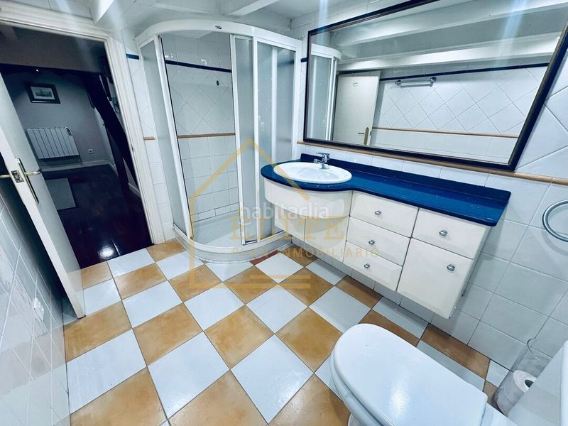 Foto 6c446817-95f6-4b07-b9ce-d12f2aceeb5a. Pis amb calefacció a Casco Viejo Bilbao