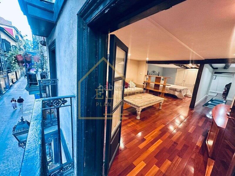 Foto ef7ffbab-dea9-4d17-9f41-6d6c9d36801e. Pis amb calefacció a Casco Viejo Bilbao