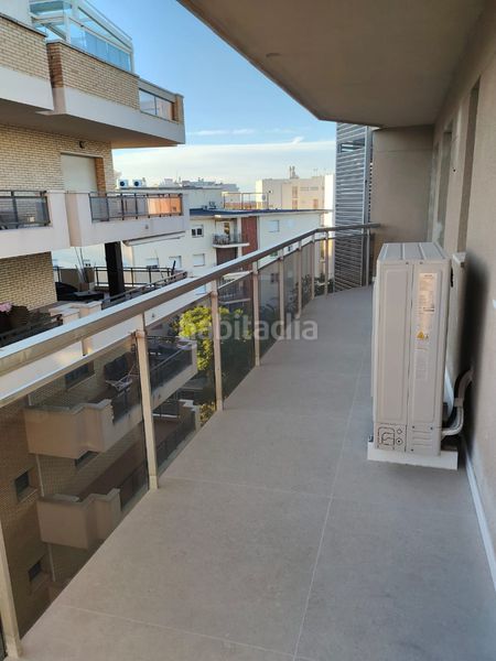 Foto 402d15c8-ab1c-425e-bf20-cbdee47f853f. Pis 112m<sup>2</sup> a carrer de saragossa 18 a Mar i Camp - Platja dels Capellans Salou