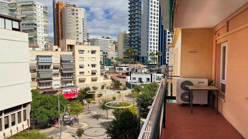Foto 1a321b36-79ca-4fba-aa77-fa957c411a35. Appartamento con riscaldamento parcheggio piscina in Benidorm