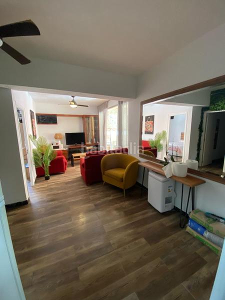 Foto b9a78d0f-6f2d-4fad-8e6d-ea47b4bdb965. Piso  en venta avd. martinez alejos, en Playa Levante Benidorm