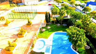 Apartament a Playa Poniente. Bonito apartamento en venta cala de benidorm, benidorm.