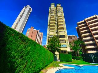 Piccolo appartamento in Playa Levante. Oportunidad única vivienda en venta en 3 línea levante, benidorm