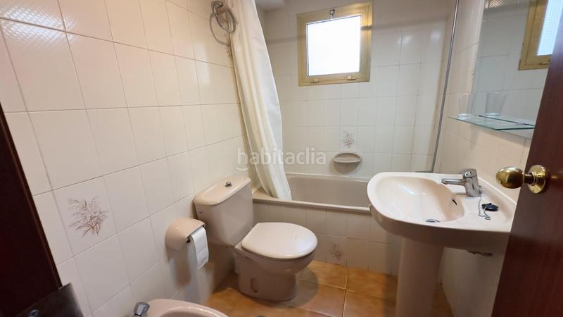 Foto 061b760f-c953-43a4-8bea-b4e8f2b3667c. Apartament amb calefacció aparcament piscina a Playa Levante Benidorm