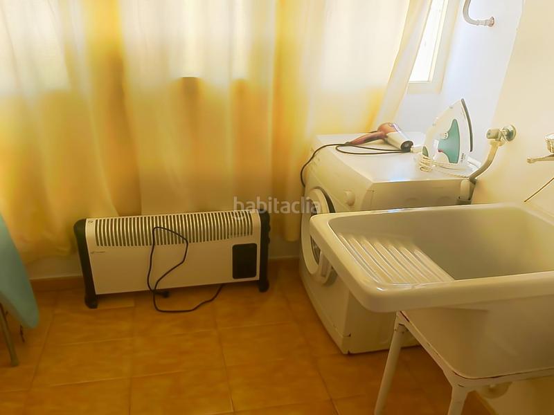 Foto c50065c0-4156-431f-bf8d-cae732e2a1ba. Apartament amb calefacció aparcament piscina a Playa Levante Benidorm
