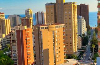 Pis  Avenida del doctor orts llorca. Piso venta en venta zona levante,  benidorm