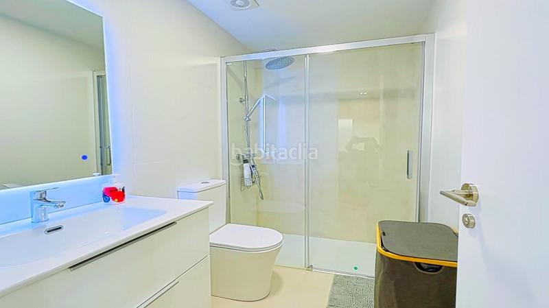 Foto 8924b7a3-e8f1-4f35-a57e-419334b9fece. Flat with heating parking terrace in Playa Levante Benidorm