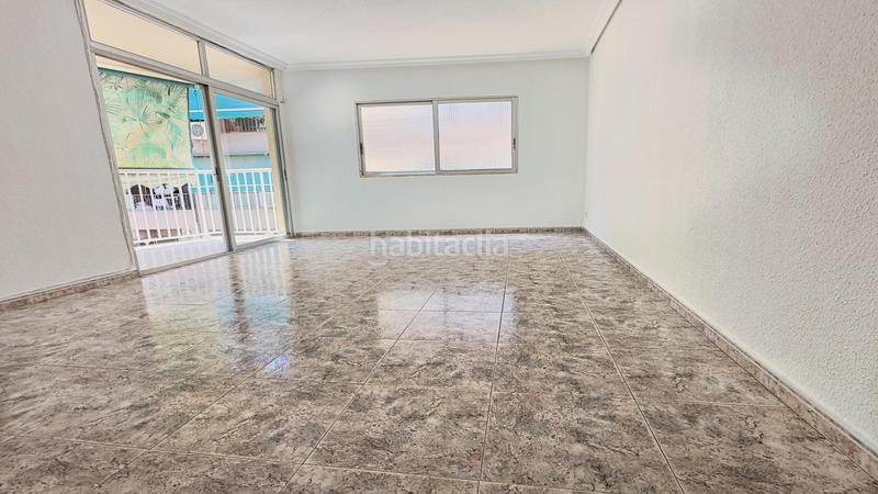 Foto f285ceba-6035-48a2-be29-1c5bab58786a. Flat in Centro Urbano Benidorm