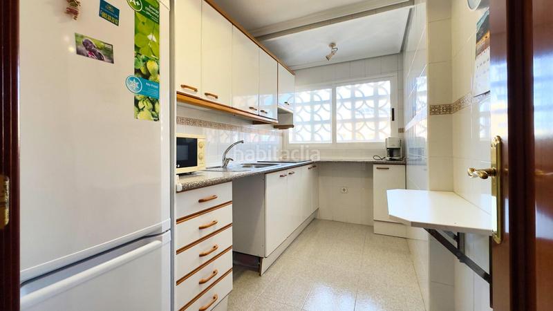 Foto 00bd0a54-92ea-46c1-b162-f95032fda2f6. Appartement avec parking piscine dans Playa Poniente Benidorm