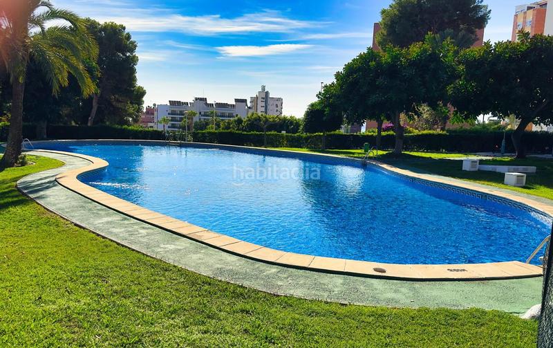 Foto 34a68eb3-2371-44da-99a0-f794136f7cf5. Appartement avec parking piscine dans Playa Poniente Benidorm
