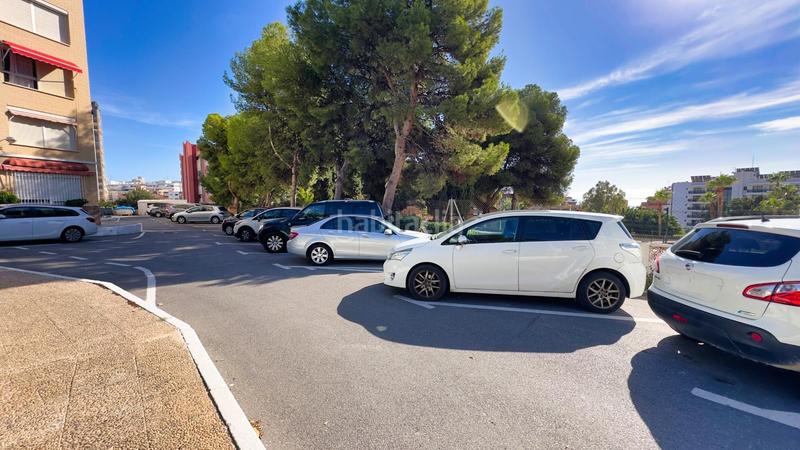 Foto 3d069221-b1d5-4bdf-a1ec-87448bb2efc8. Appartement avec parking piscine dans Playa Poniente Benidorm