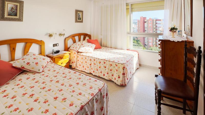 Foto 8cef32c0-0804-44d2-9576-4c1d12753386. Appartement avec parking piscine dans Playa Poniente Benidorm