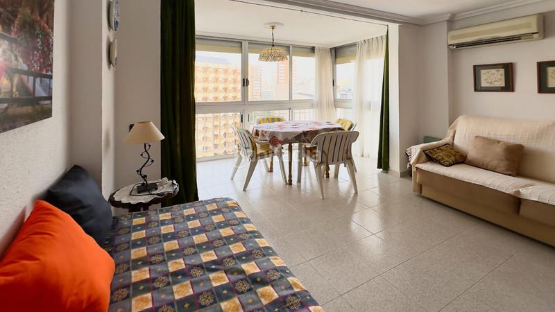 Foto c10350fe-1c2a-44c5-98d3-665300560fab. Appartement avec parking piscine dans Playa Poniente Benidorm