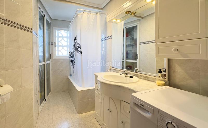 Foto cbd843e1-3688-4ff3-a66c-146258451cc3. Appartement avec parking piscine dans Playa Poniente Benidorm