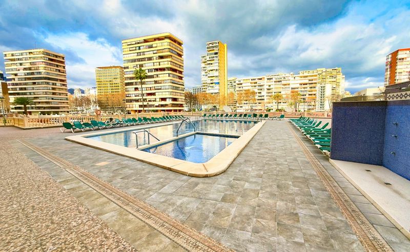 Foto 84277a4d-35b2-4710-bd42-056a6b3b26cc. Pis a avenida de madrid a Playa Levante Benidorm