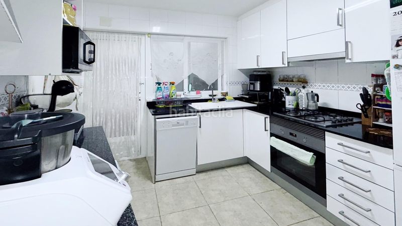 Foto c2b13183-113f-4cef-9bb4-8c26c25350d5. Flat in Centro Urbano Benidorm