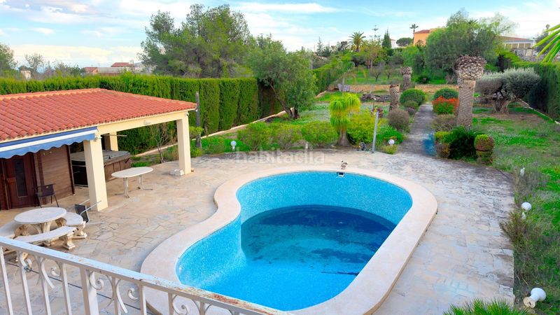 Foto f7bddbae-7021-4cdd-a335-c9fe63411f6a. Xalet amb aparcament piscina a La Nucia Pueblo Nucia (la)