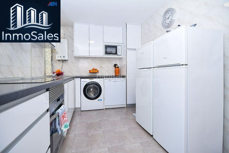 Foto 3381afd8-8d68-4007-9240-544ce3fd1c81. Flat in Centro Urbano Benidorm