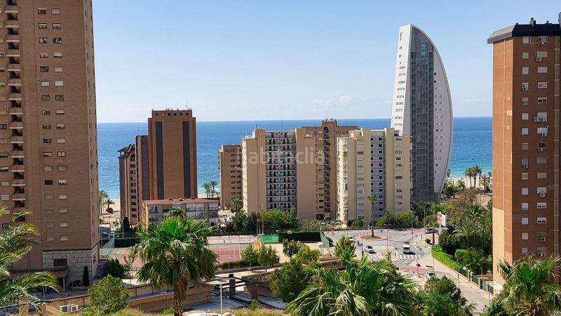 Foto 05729c7c-0a2c-4b55-bd73-11a9ba4c9be4. Piso en avenida marina alta 4 piso playa de poniente, en Benidorm