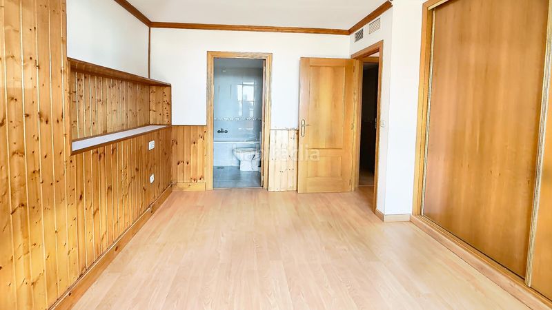 Foto 36e35194-6da2-4ac1-9835-6e36721ba1f6. Piso en avenida marina alta 4 piso playa de poniente, en Benidorm