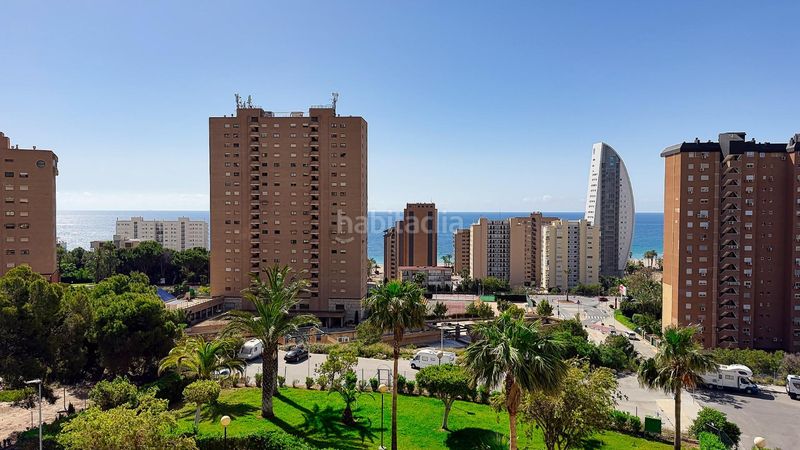 Foto 8f13339c-e0c5-4a74-8c3a-89678cd0ff6d. Piso en avenida marina alta 4 piso playa de poniente, en Benidorm