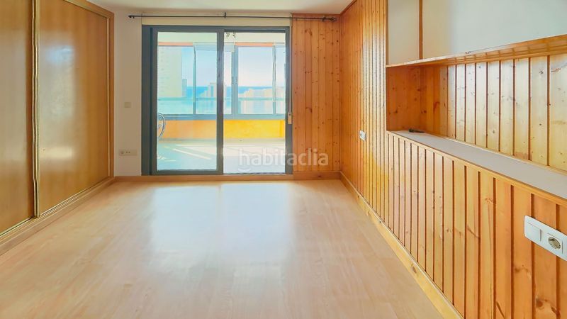 Foto beaca267-bf90-42fd-b068-262e4dc09c7a. Piso en avenida marina alta 4 piso playa de poniente, en Benidorm