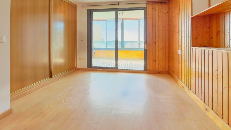 Foto cd766193-7939-4498-898f-ba1dab8da65d. Piso en avenida marina alta 4 piso playa de poniente, en Benidorm