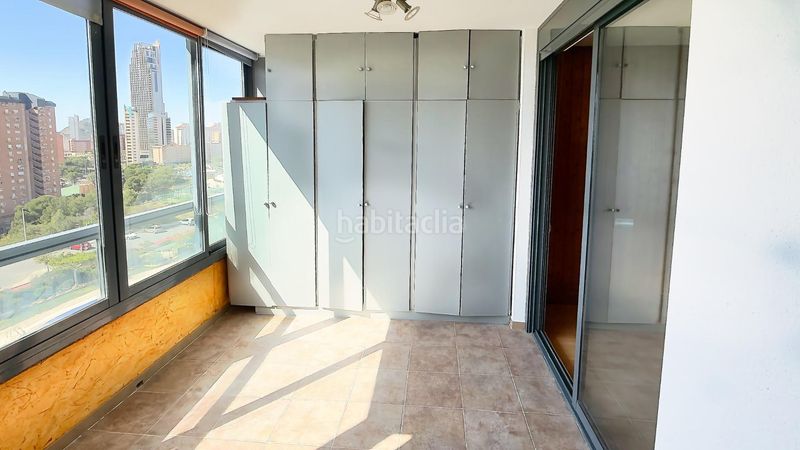 Foto e2a3d946-2f78-4413-8c95-ed8c05583ea0. Piso en avenida marina alta 4 piso playa de poniente, en Benidorm