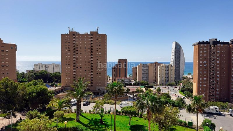 Foto daf2953b-2879-4e59-8fba-2e5542a5bda7. Pis amb aparcament piscina a Playa Poniente Benidorm