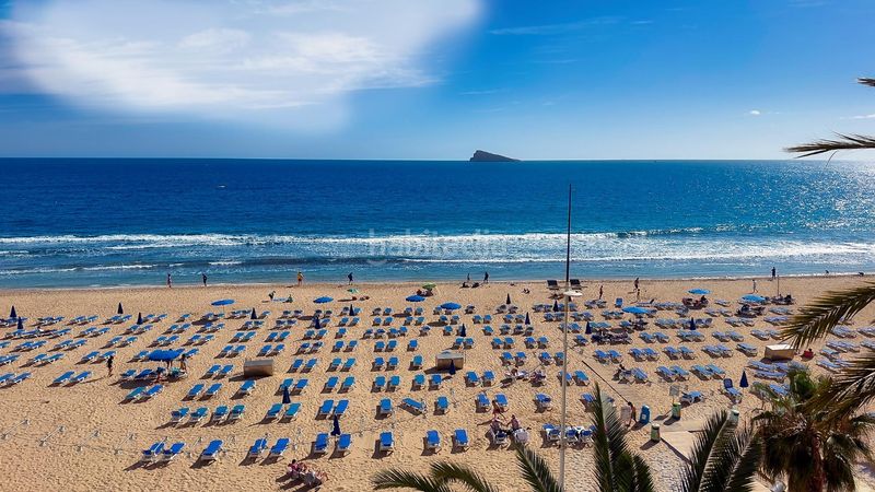 Foto 408255ad-9a6b-4af7-bb6f-c88ac379b72e. Pis amb aparcament a Playa Levante Benidorm